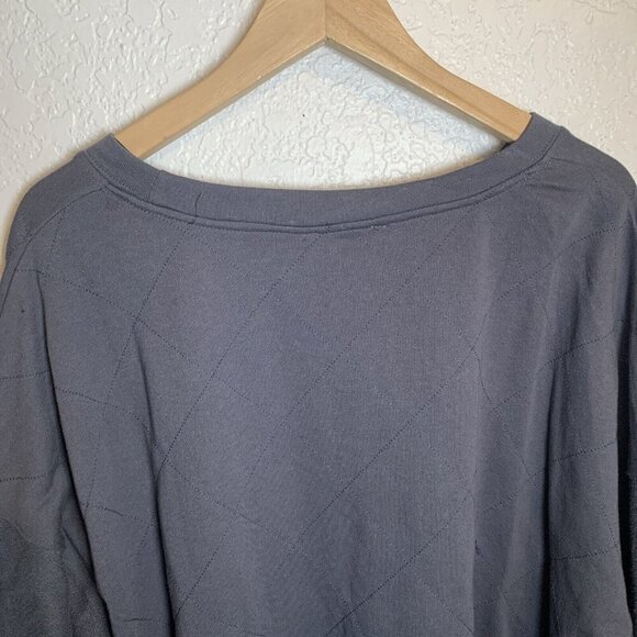 Umgee Women’s Top Dark Gray Sweat Top With Diamond Pattern 2XL Activewear - Picture 10 of 12